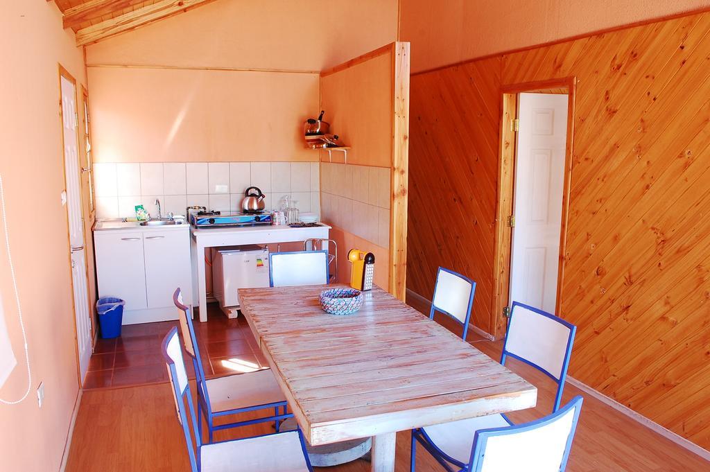 ホテルCabanas Dona Juanita サン・ペドロ・デ・アタカマ 部屋 写真